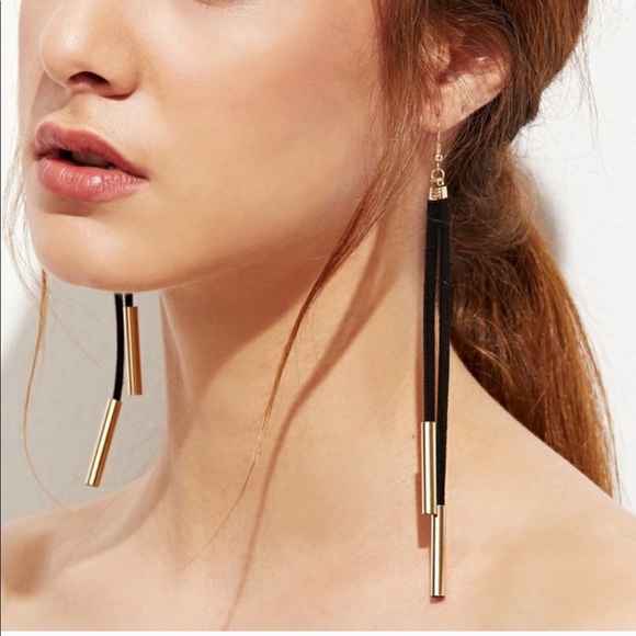 LAST ONE ‼️ Black Leather Gold Dangle Trendy Earrings - Picture 2 of 5